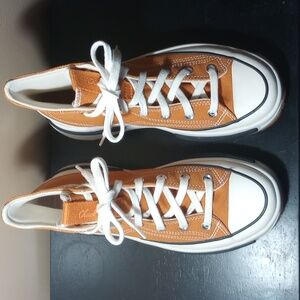 Converse, high top, Run Star Legacy CX unisex sneaker, size 7.5 women's